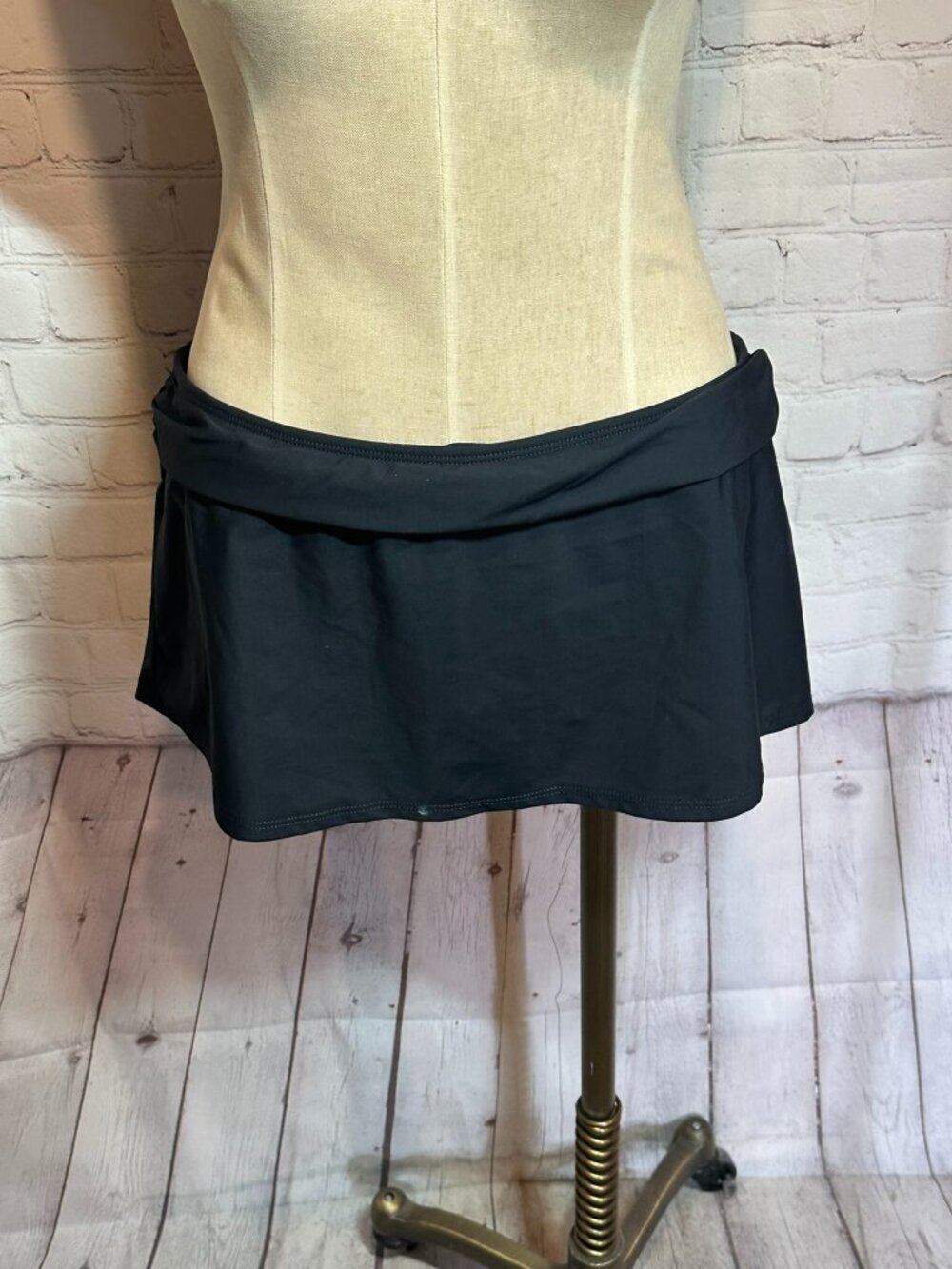 Vintage Y2K 2Bamboo Black Swim Skirt Size large